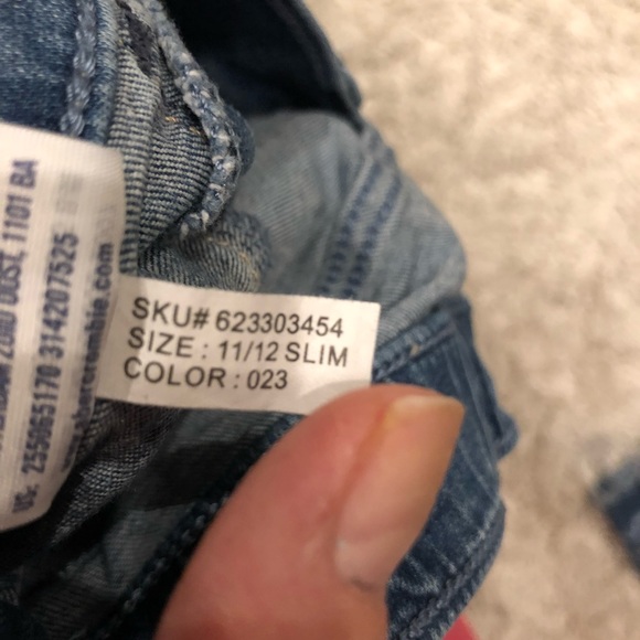 Abercrombie and Fitch Girl’s skinny jeans - Picture 3 of 3